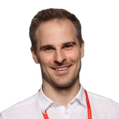 Konrad Bujak - AI Engineer